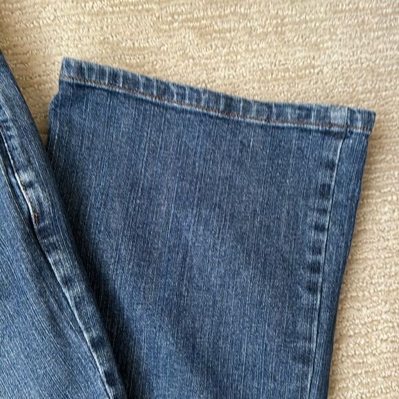 Lauren Jeans Company Straight Leg Jeans, Size 6 - Picture 2 of 10
